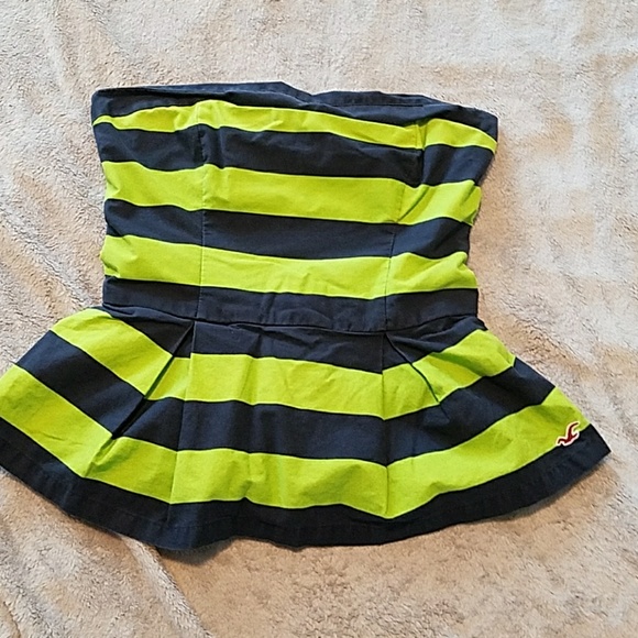 Hollister Tops - Hollister peplum tube top lined